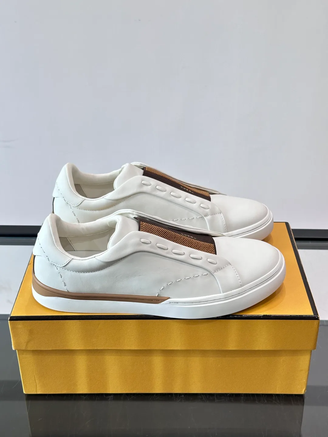 Men's Sneakers FENDI 17466857