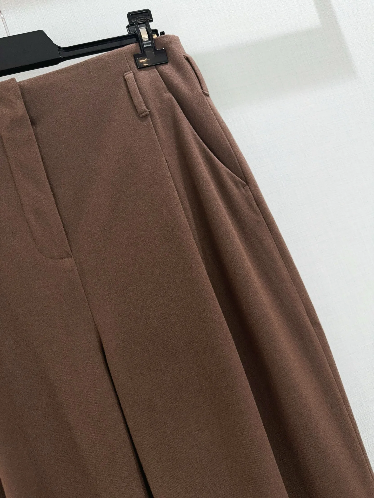 Women's Trousers CHANEL 17990641