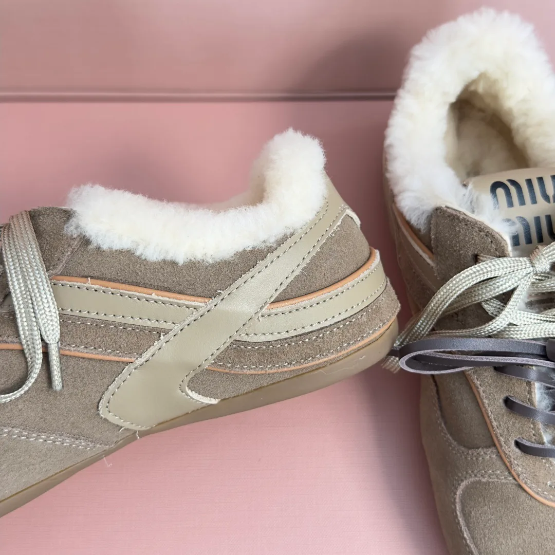 Women's Sneakers MIU MIU 18505377