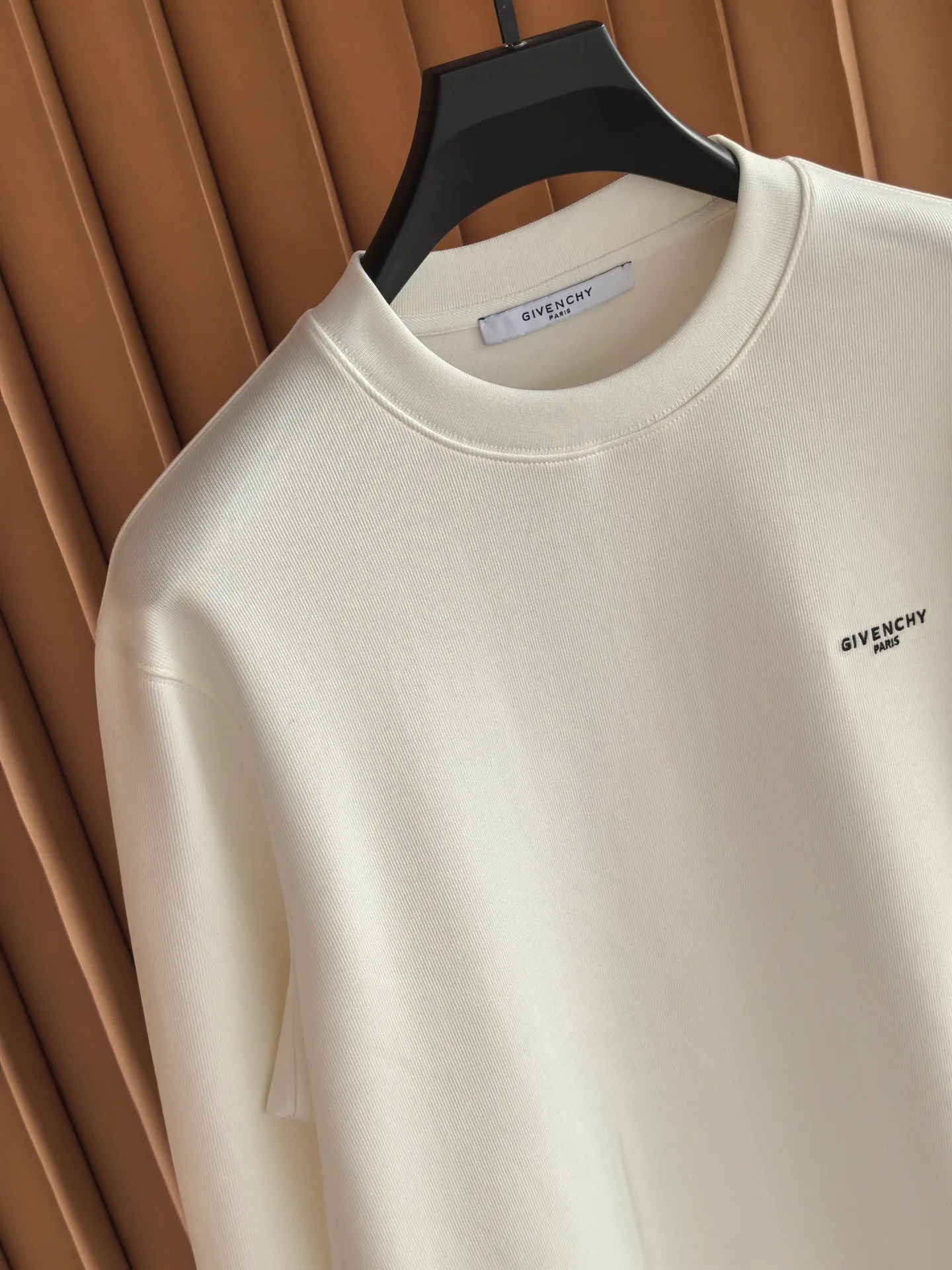 Men's Sweatshirts And Hoodies GIVENCHY 17944211