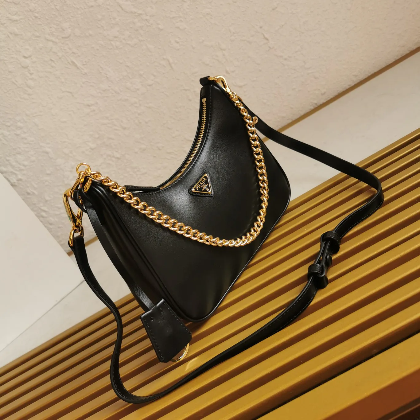 Women's Classic Handbags PRADA 18323090