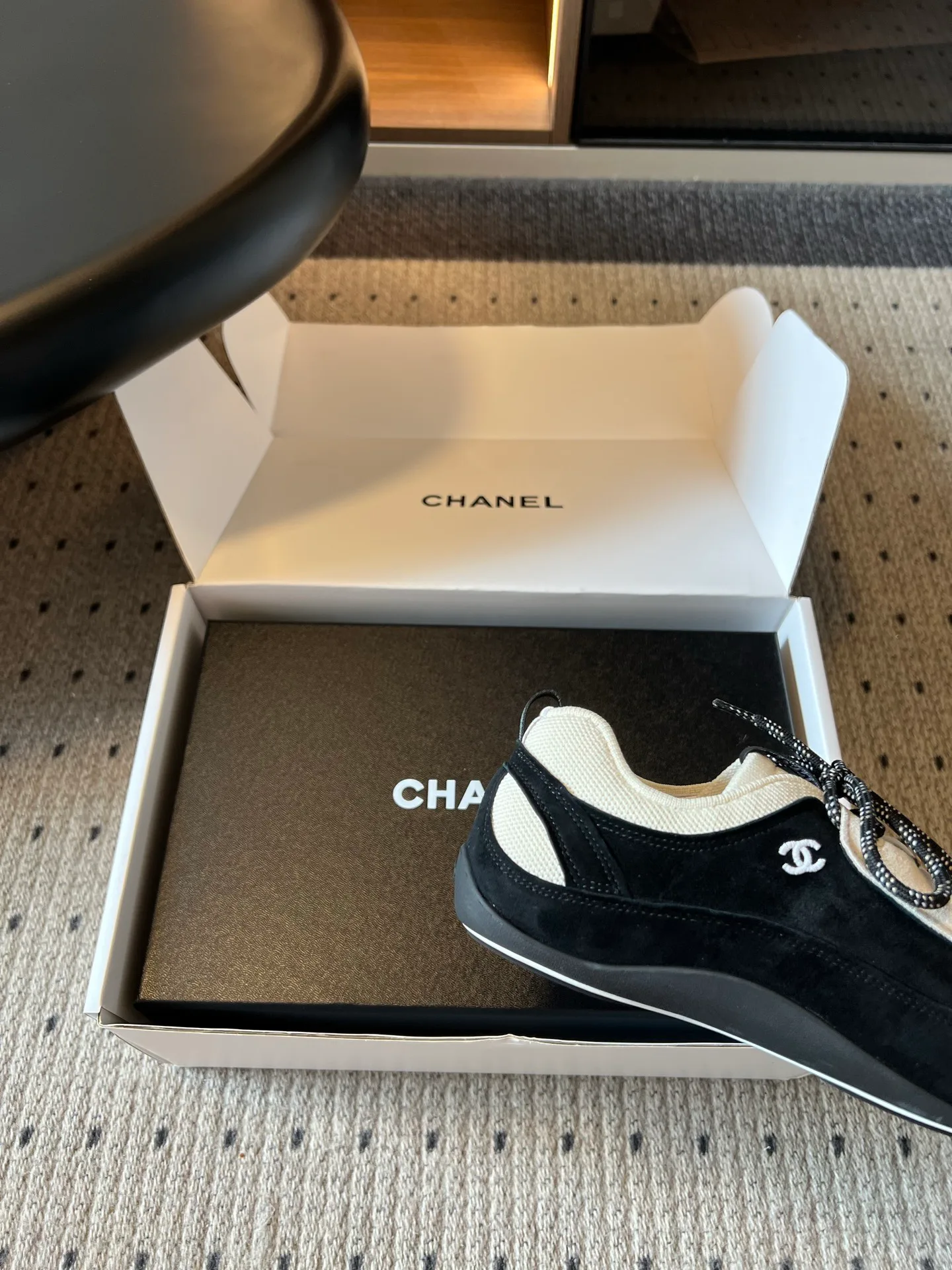 Women's Sneakers CHANEL 17419361