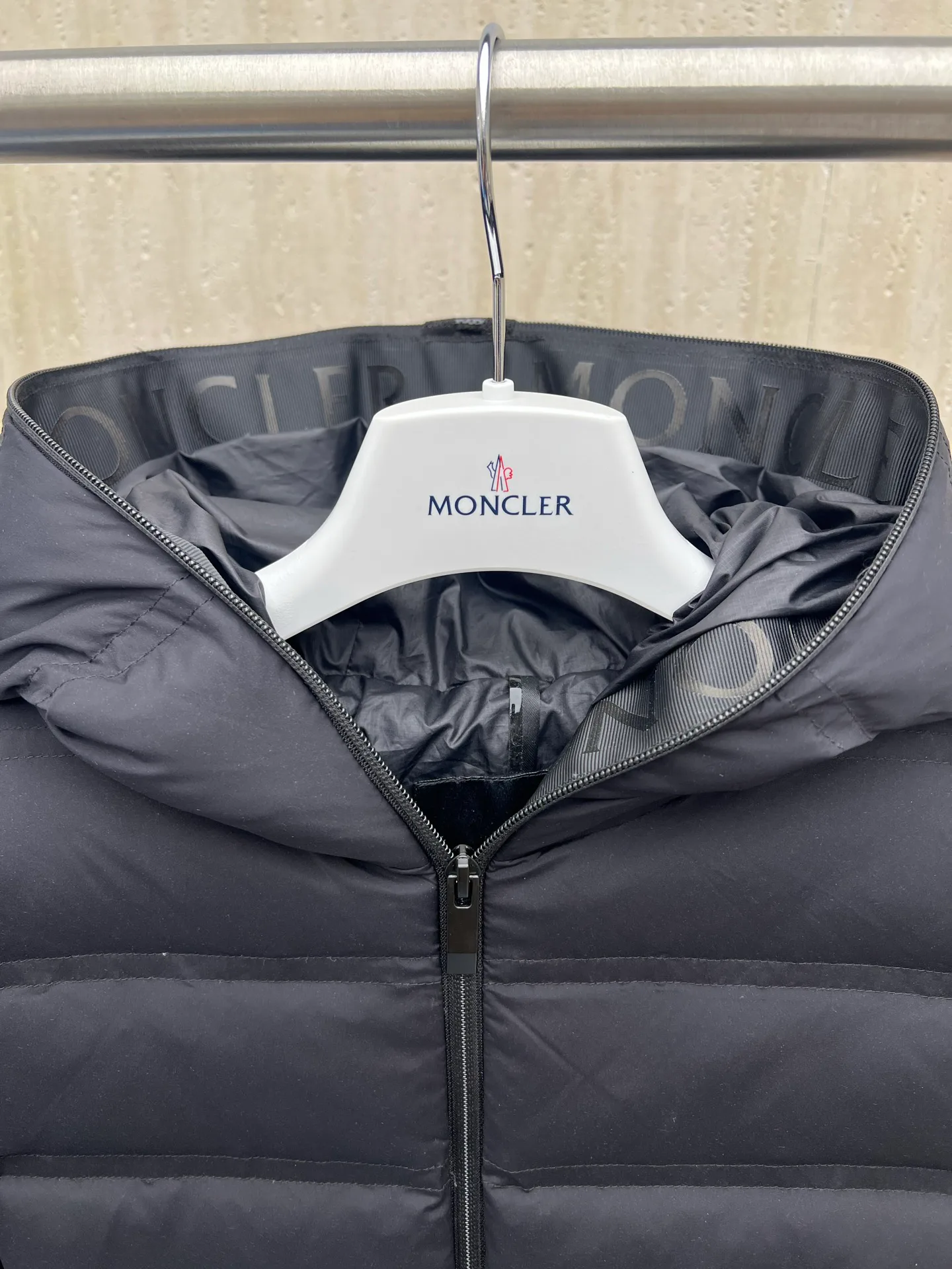 Men's Jackets And Down Jackets MONCLER 19575112