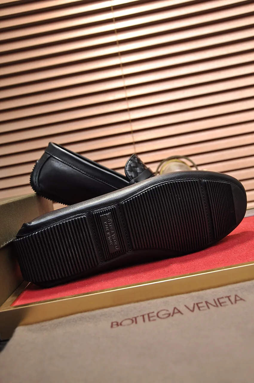 Men's Loafers And Dress Shoes BOTTEGA VENETA 18262208