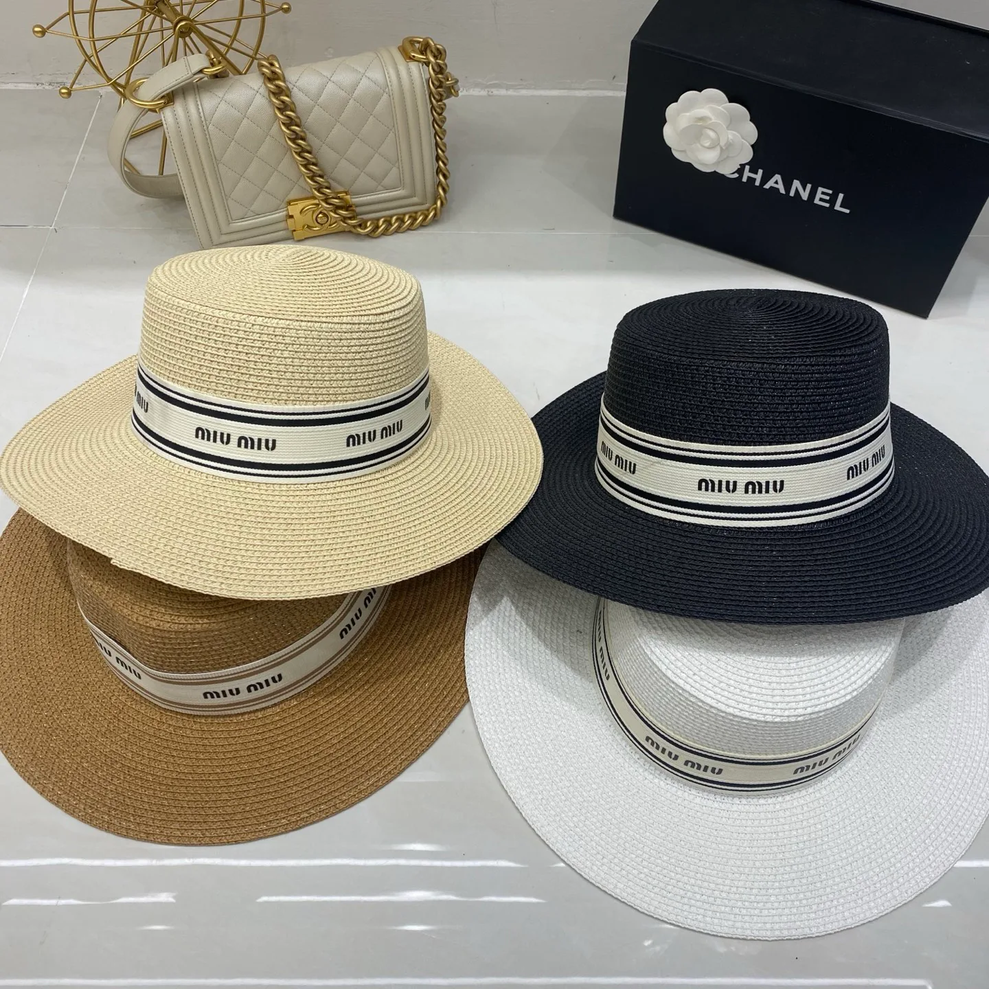 Hats MIU MIU 17498302