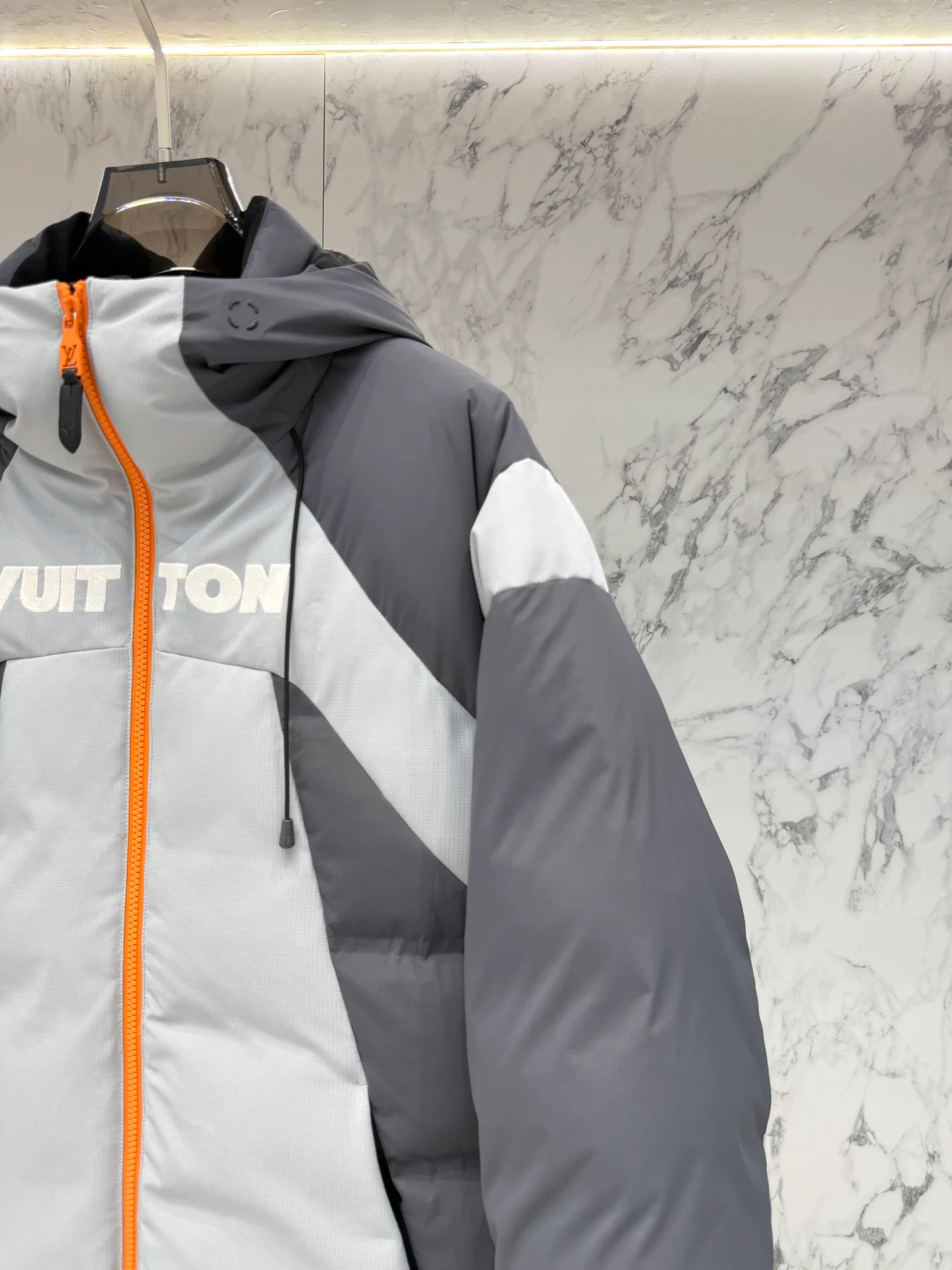 Men's Jackets And Down Jackets LOUIS VUITTON 17974312