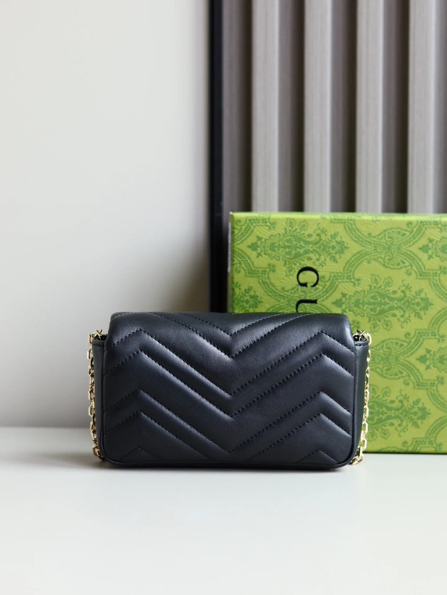 Women's Classic Handbags GUCCI 17948099