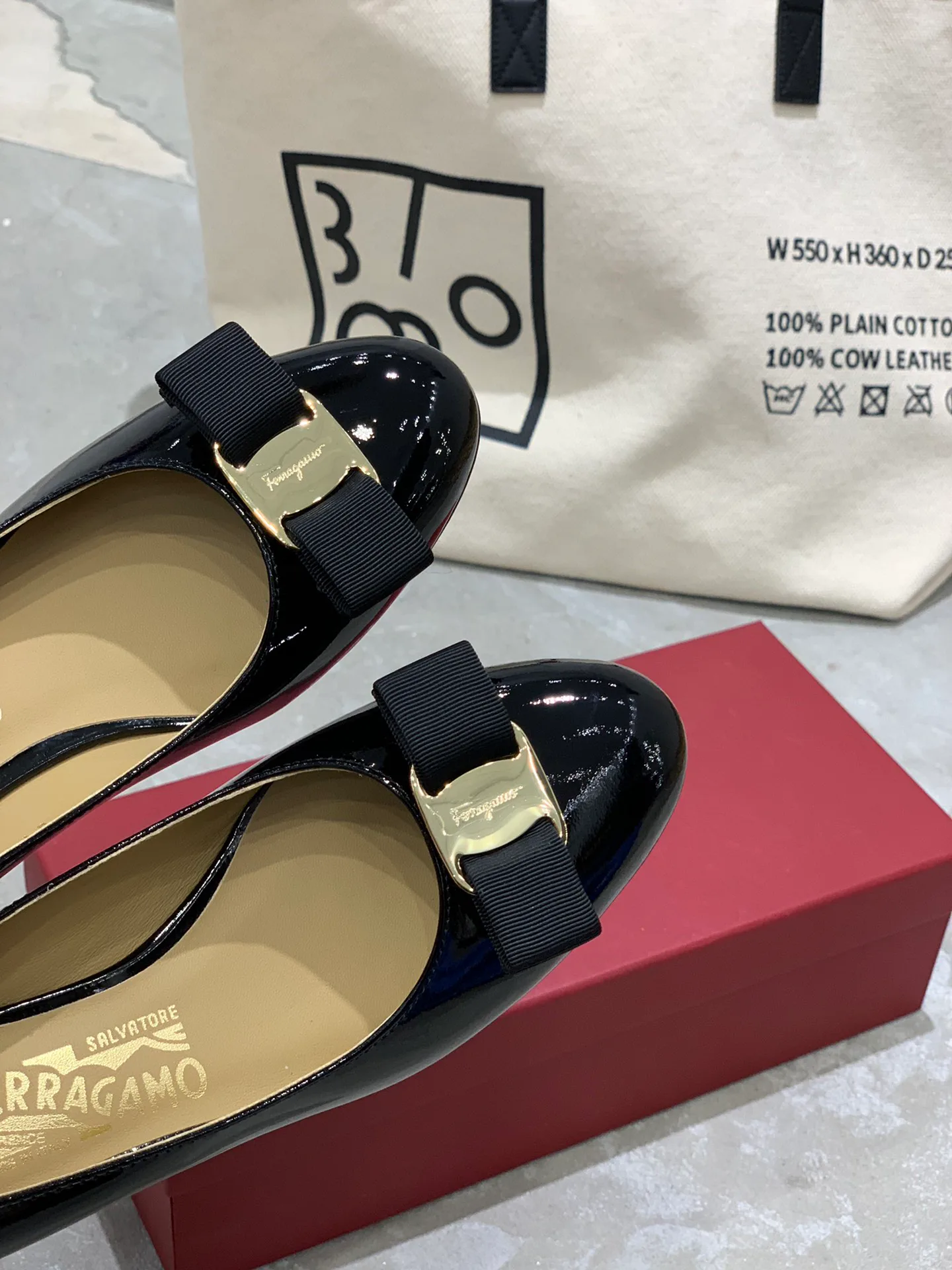 Women's Ballet Flats SALVATORE FERRAGAMO 18340668