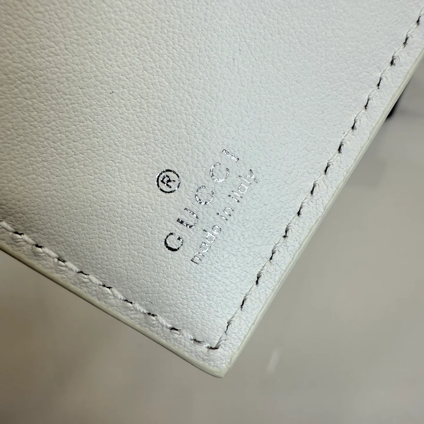 Women's Clutches GUCCI 17948251