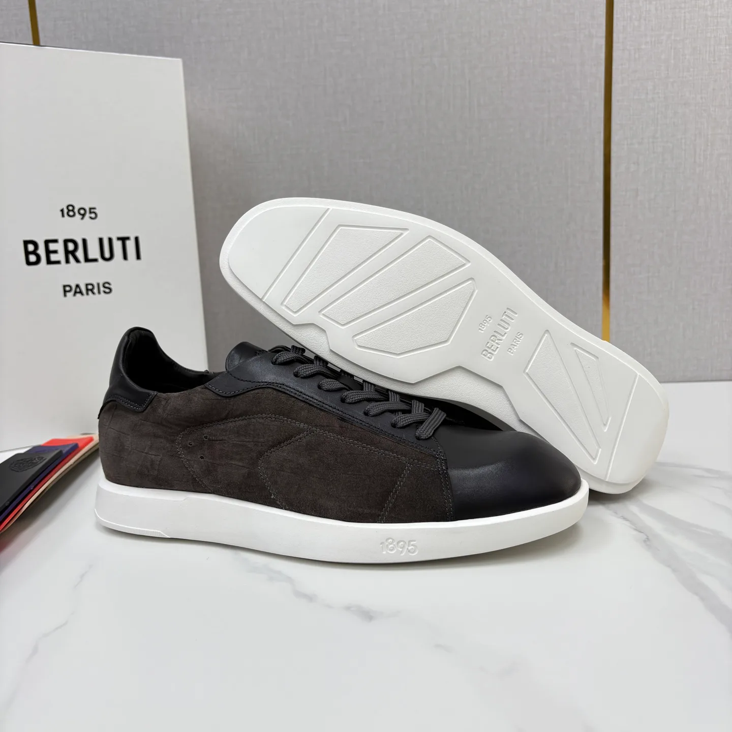 Men's Sneakers BERLUTI 17579131