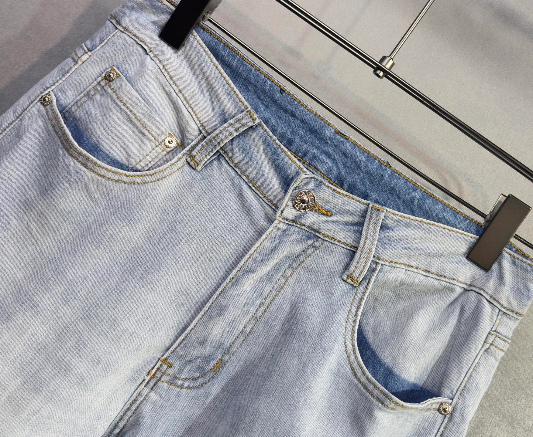 Men's Jeans DOLCE & GABBANA 18098385