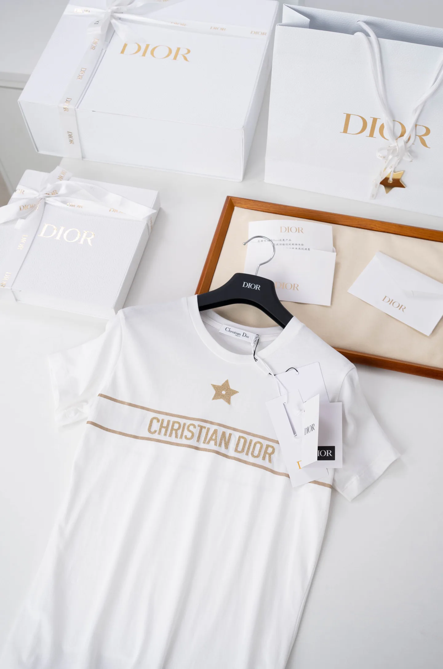 Women's T-Shirts CHRISTIAN DIOR 17737884