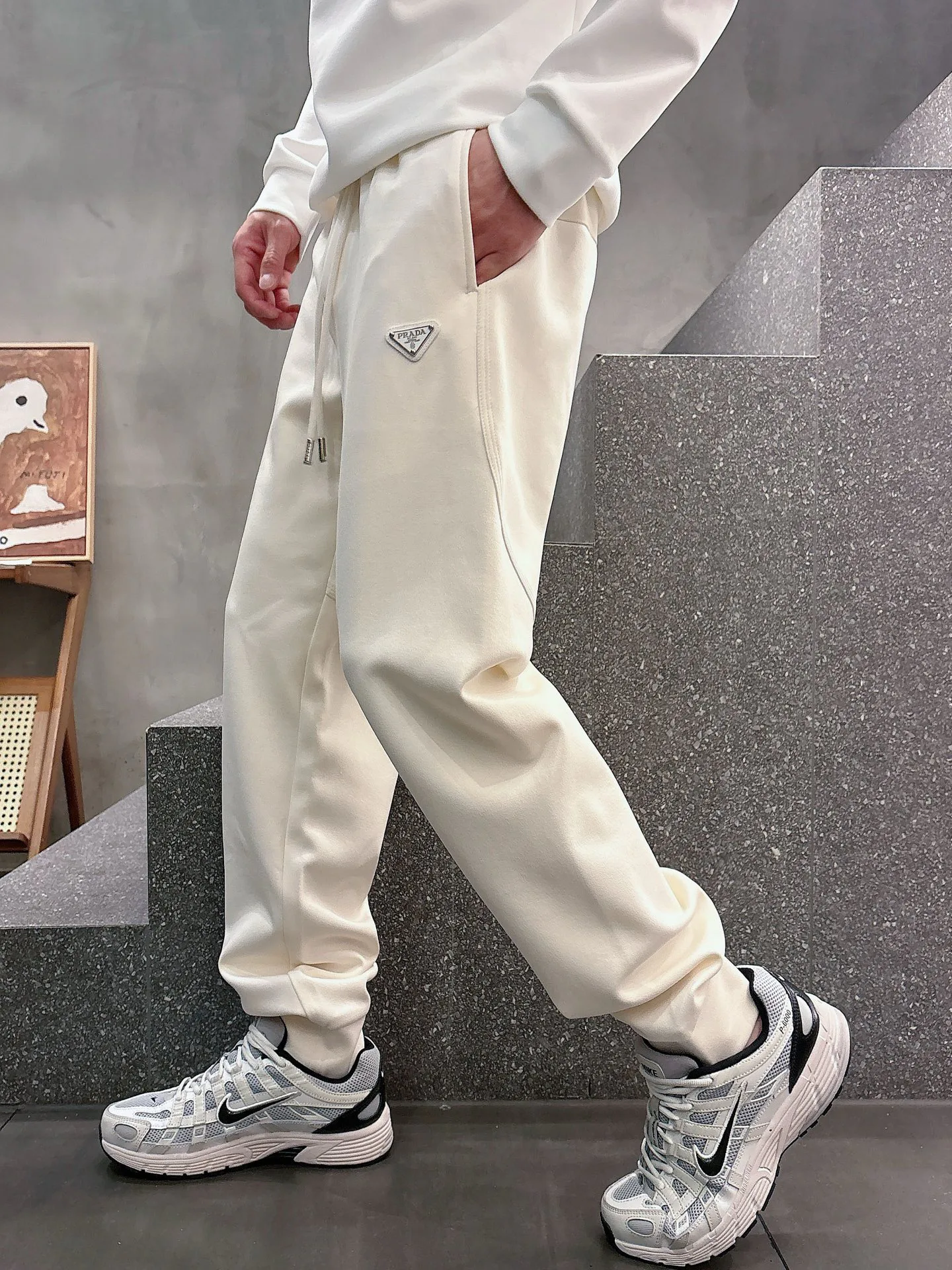 Men's Trousers PRADA 18399238