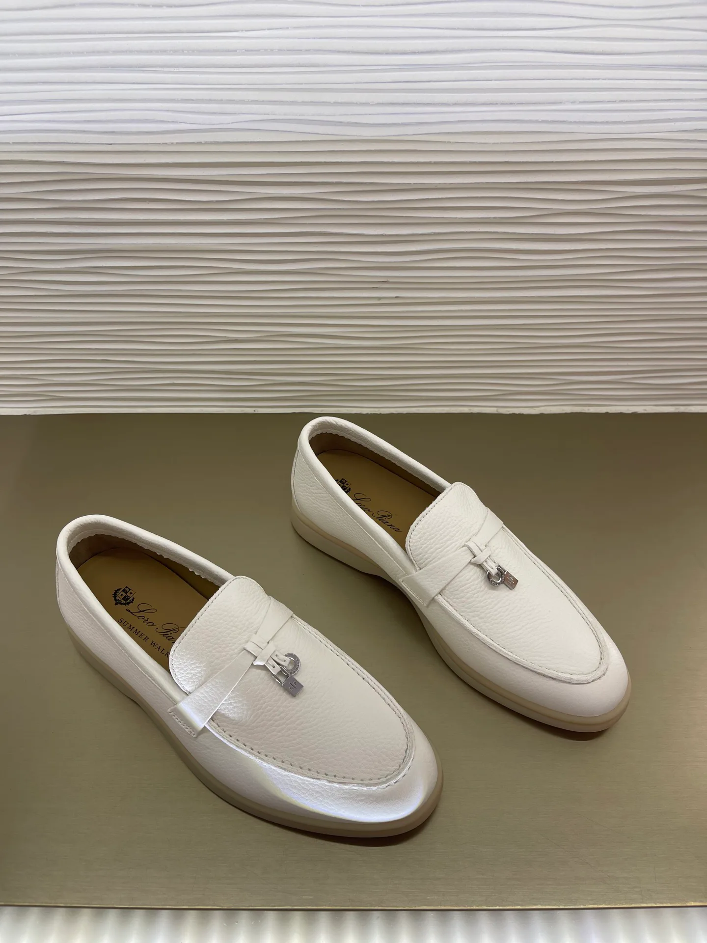 Women's Loafers And Moccasins LORO PIANA 17977255