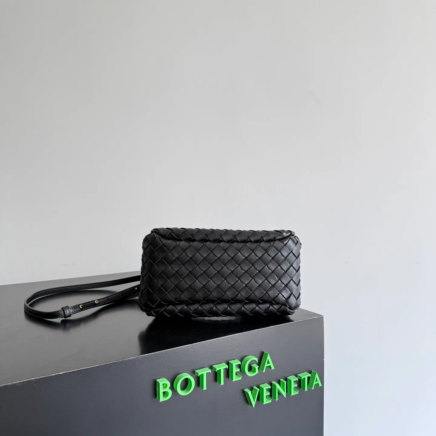 Women's Classic Handbags BOTTEGA VENETA 18467925