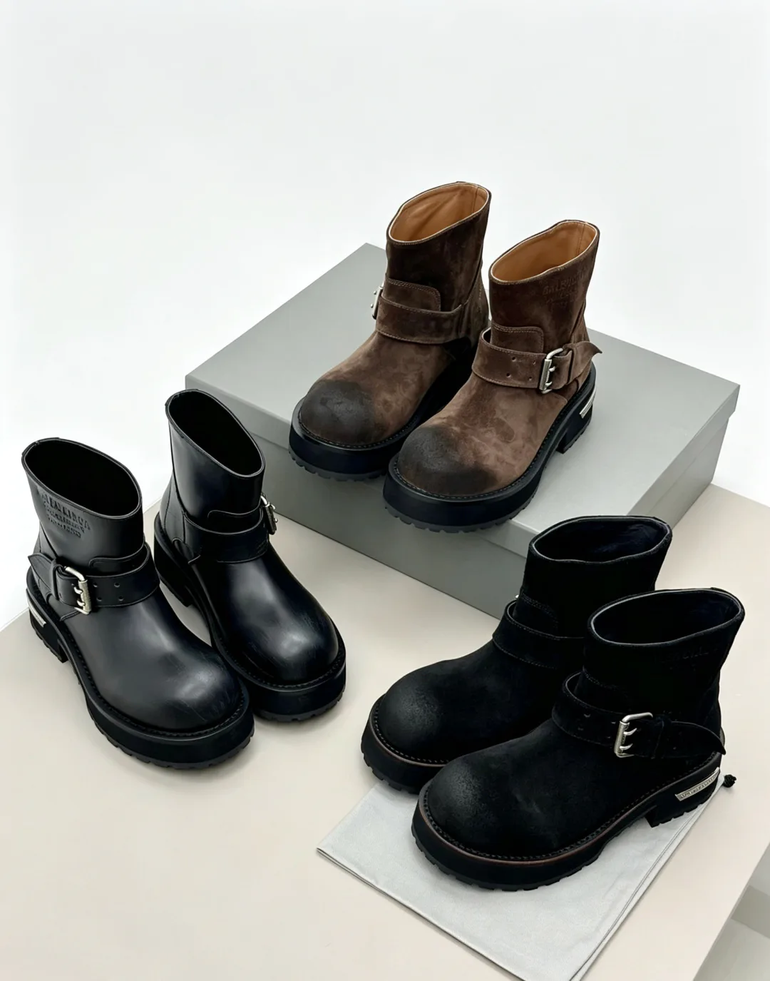 Women's Ankle Boots BALENCIAGA 18006166