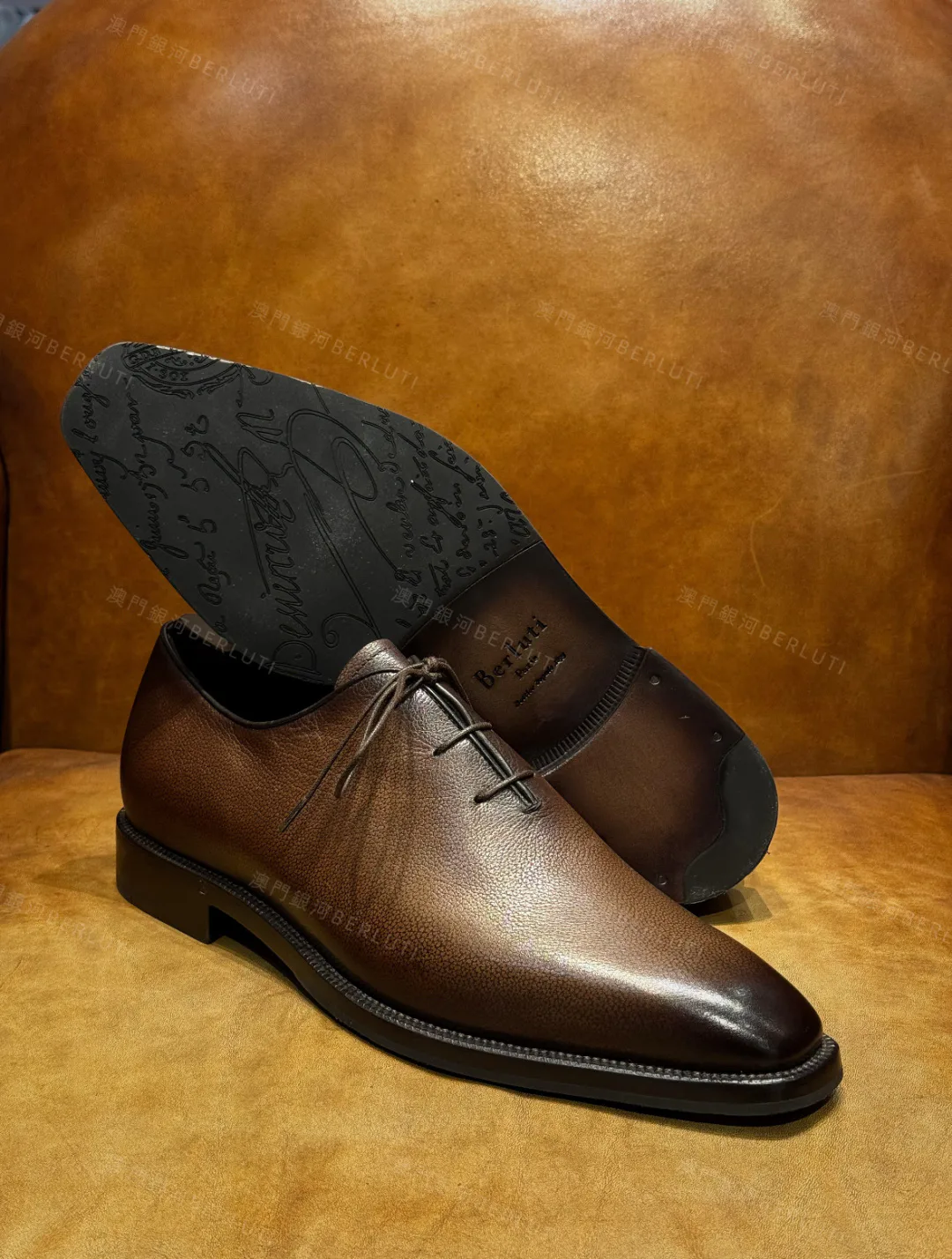 Men's Loafers And Dress Shoes BERLUTI 18117416