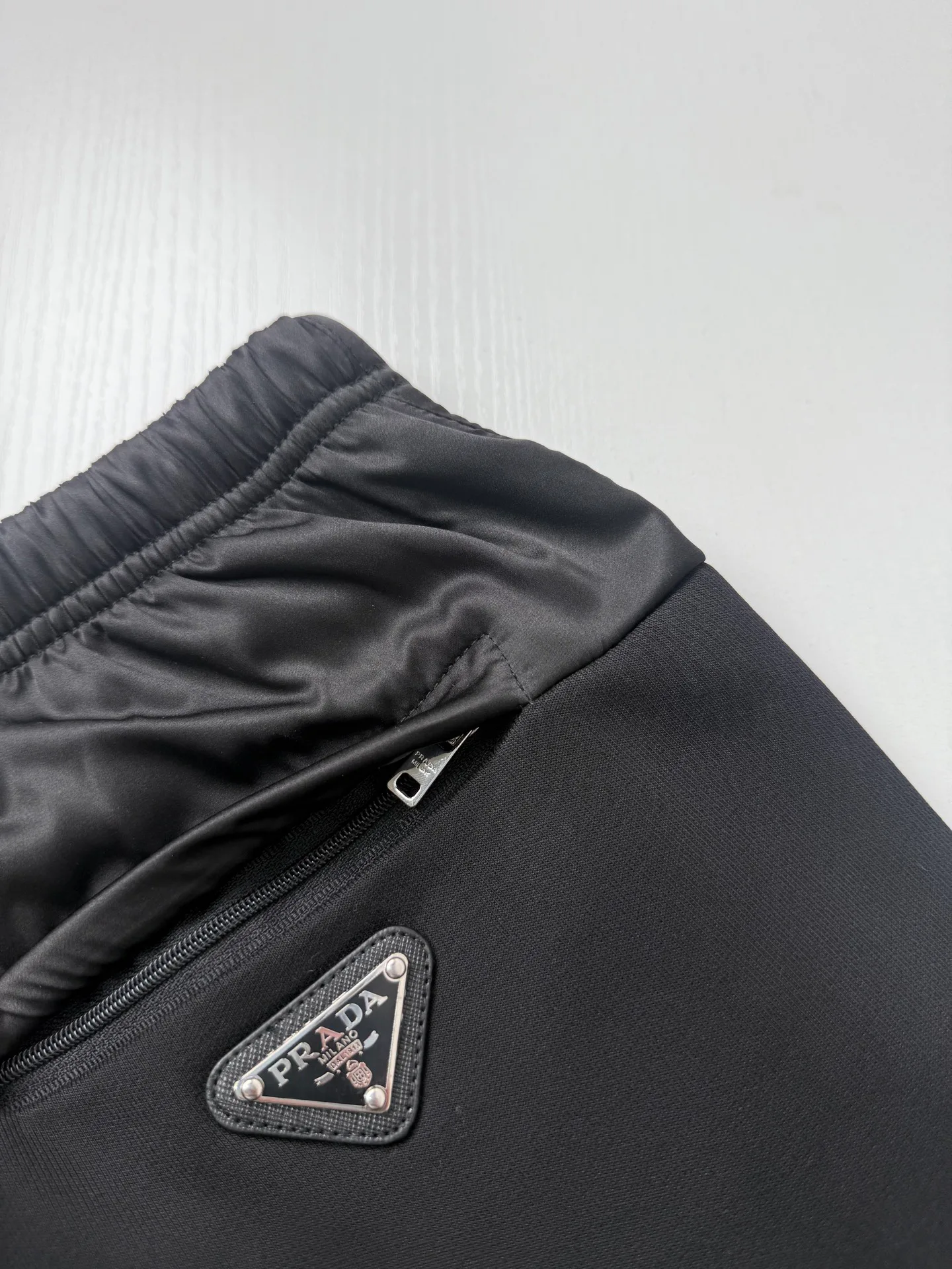 Men's Trousers PRADA 17993319