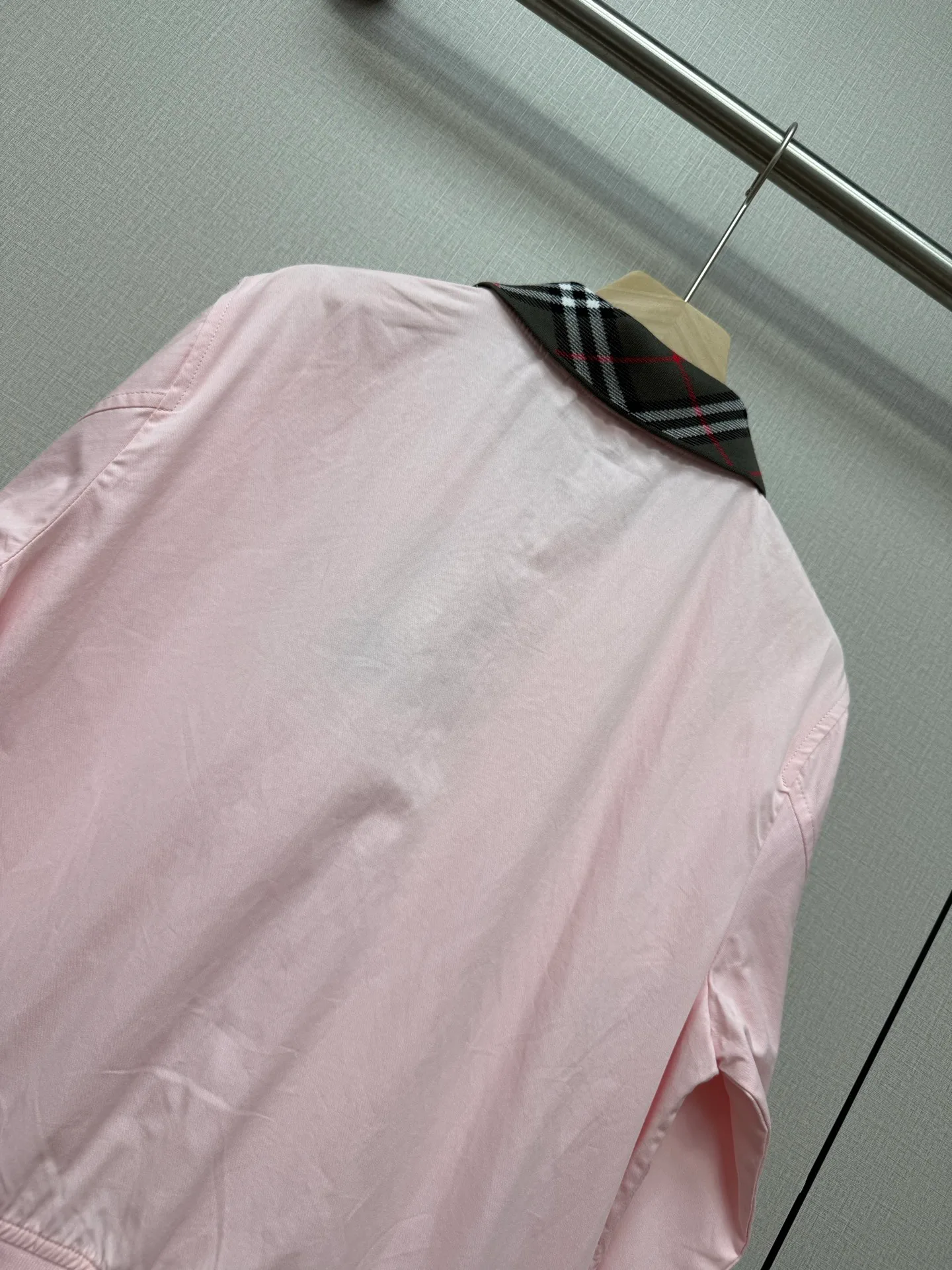 Women's Jackets And Down Jackets BURBERRY 17796312