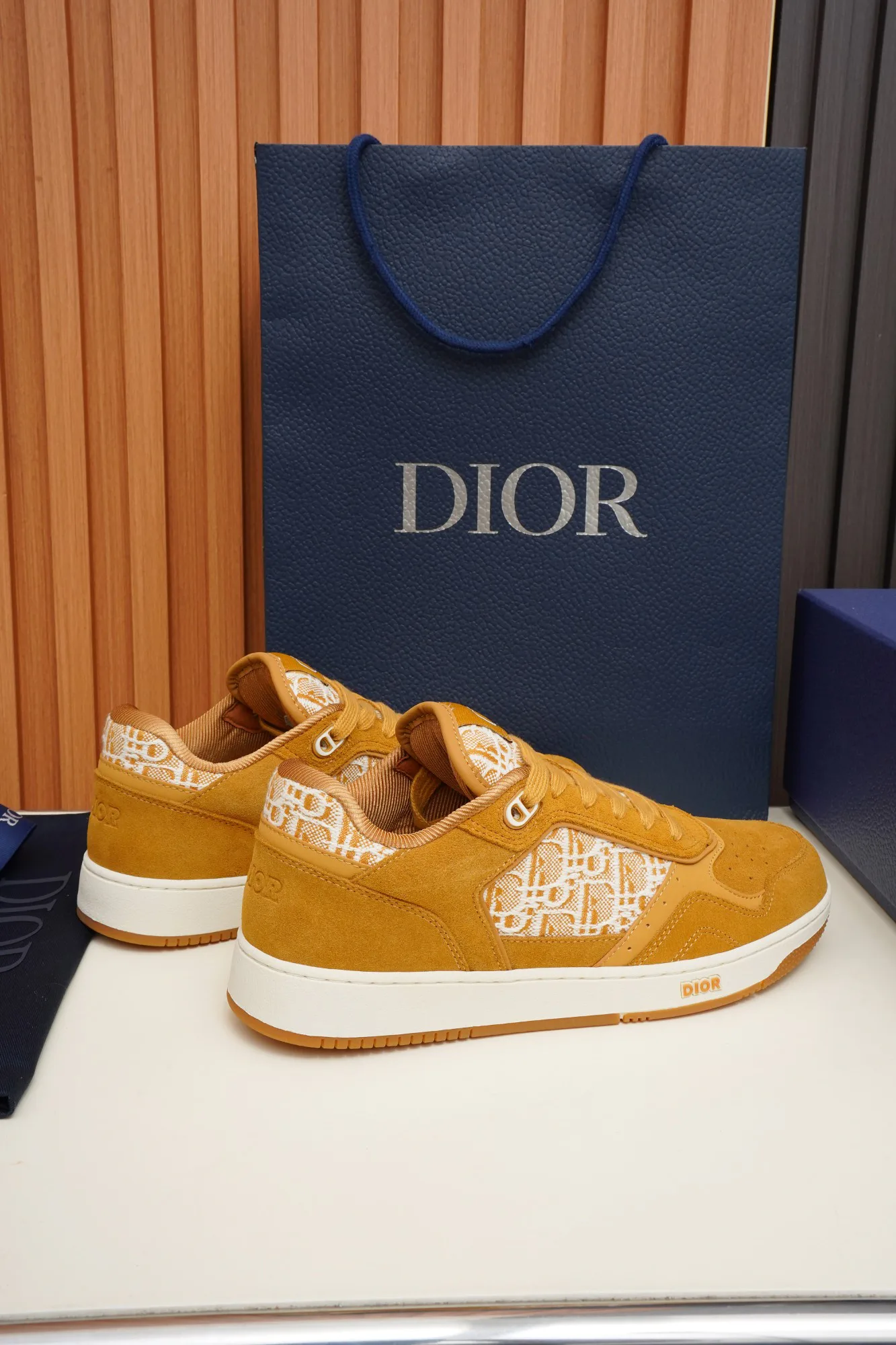 Women's Sneakers CHRISTIAN DIOR 17088367
