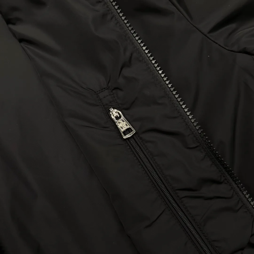 Men's Jackets And Down Jackets MONCLER 17594035