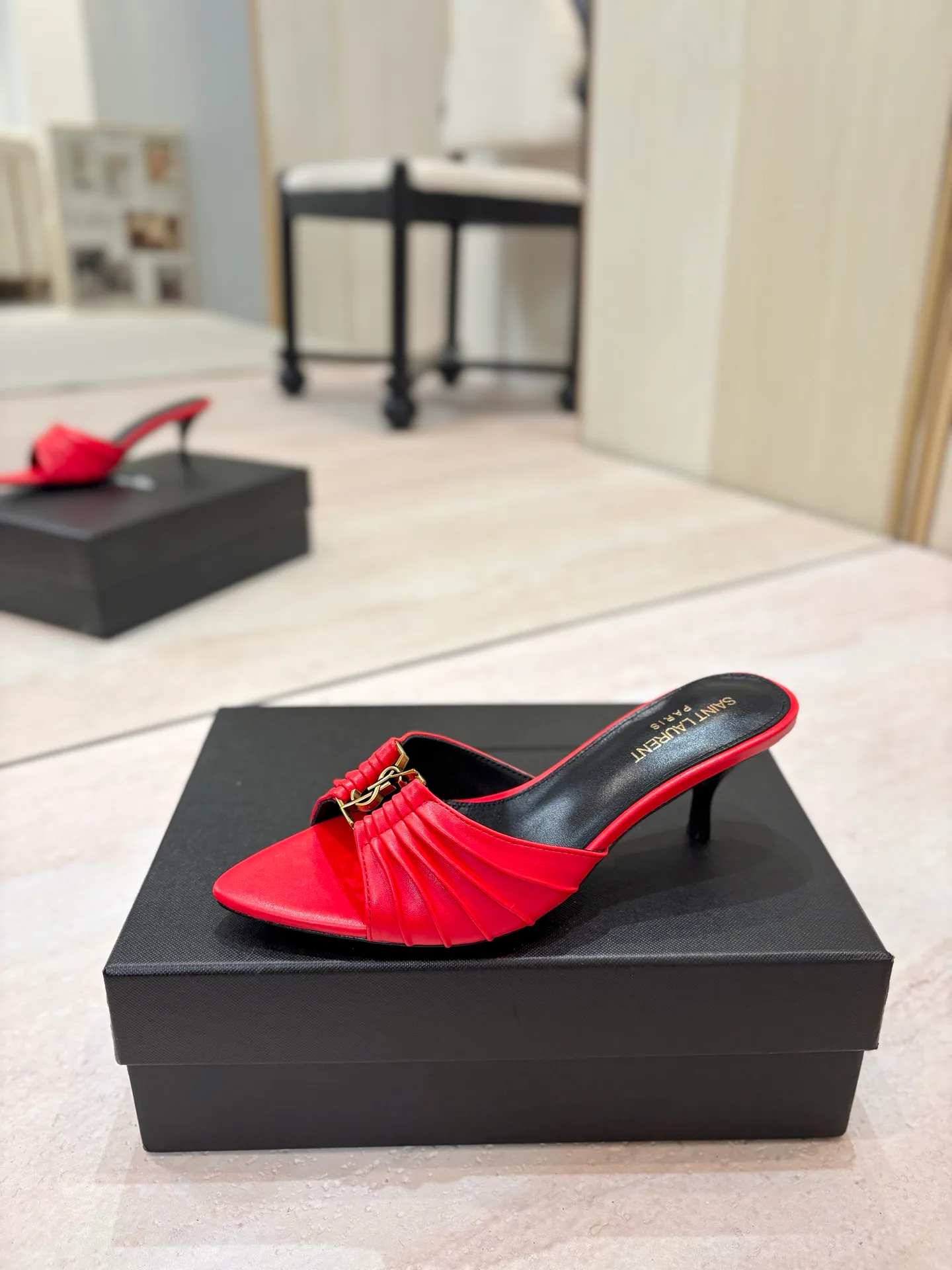 Women's Mules And Clogs SAINT LAURENT 17476038