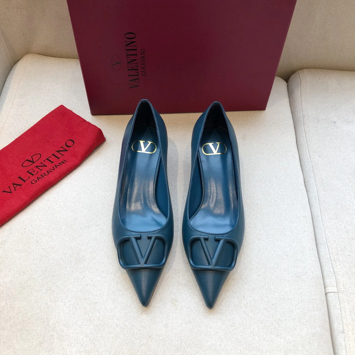 Women's Heels VALENTINO 17956856