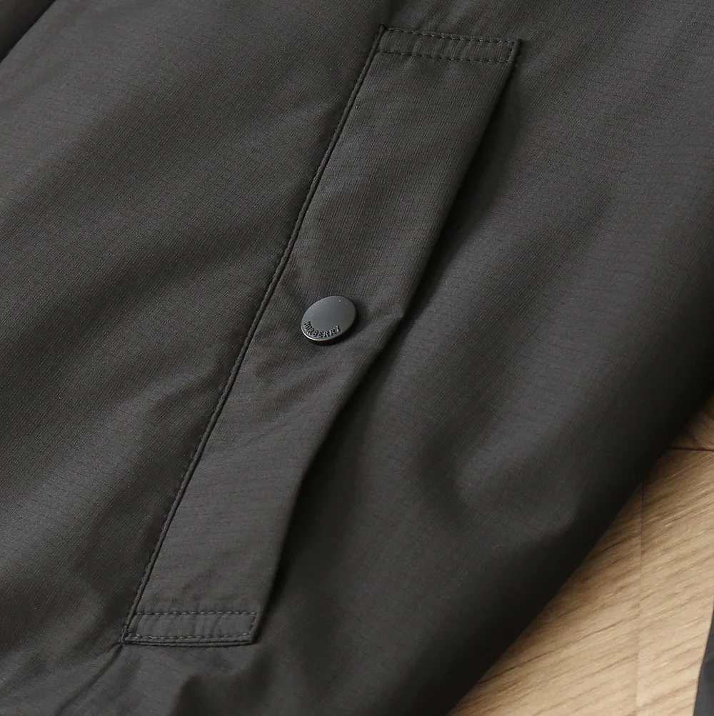 Men's Jackets And Down Jackets BURBERRY 18157236