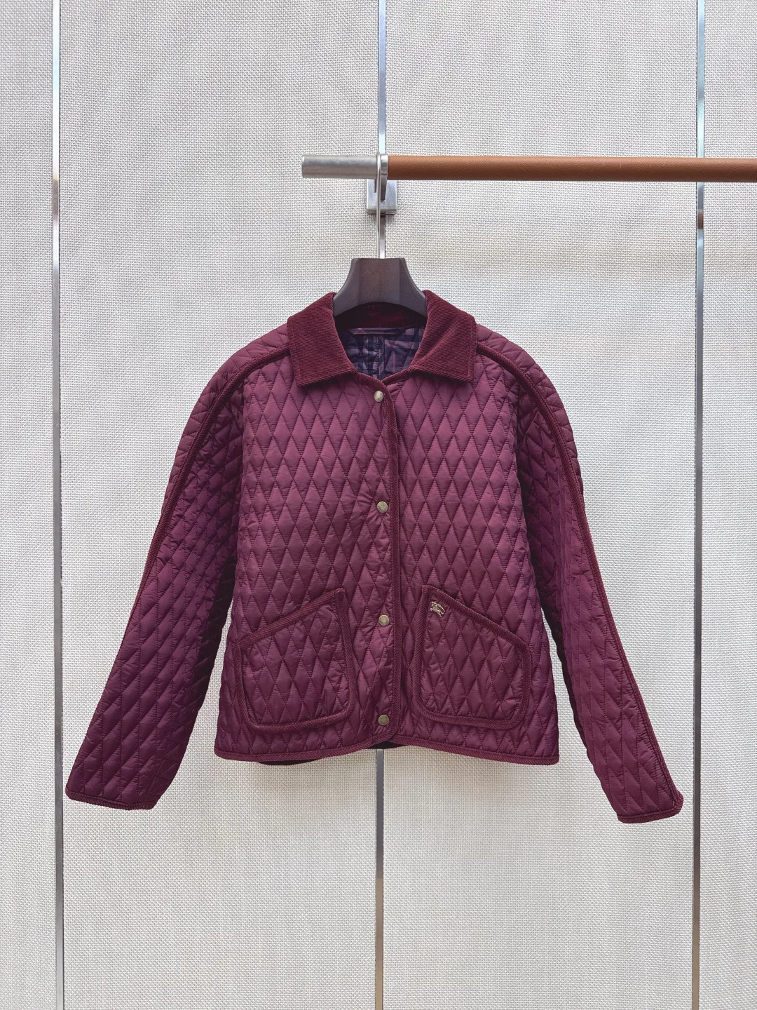 Women's Jackets And Down Jackets BURBERRY 18225620