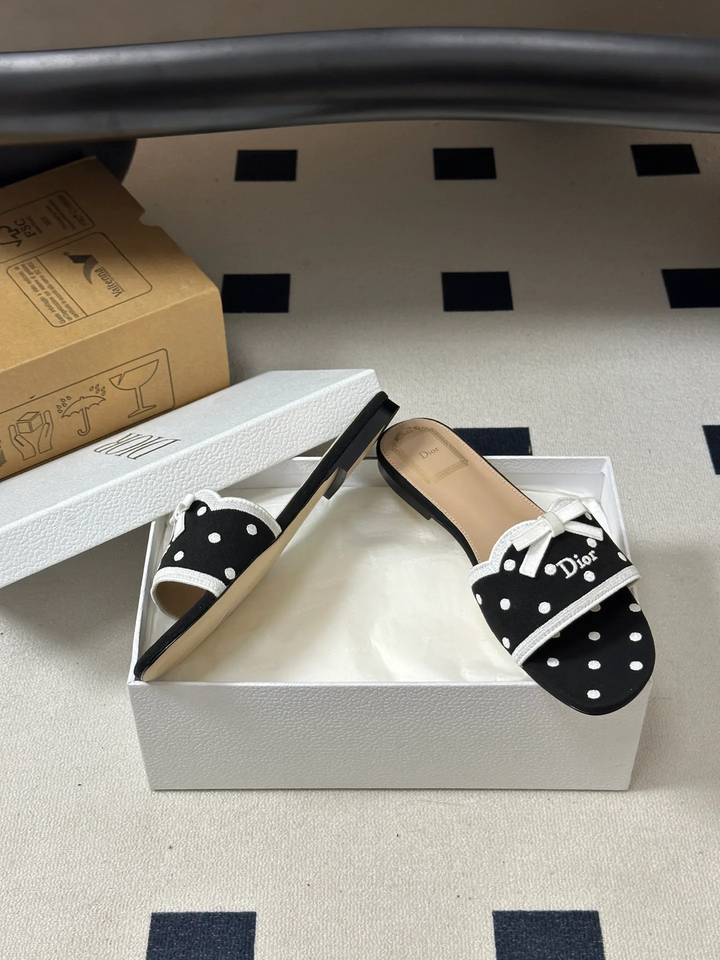 Women's Flip-Flops CHRISTIAN DIOR 18034779