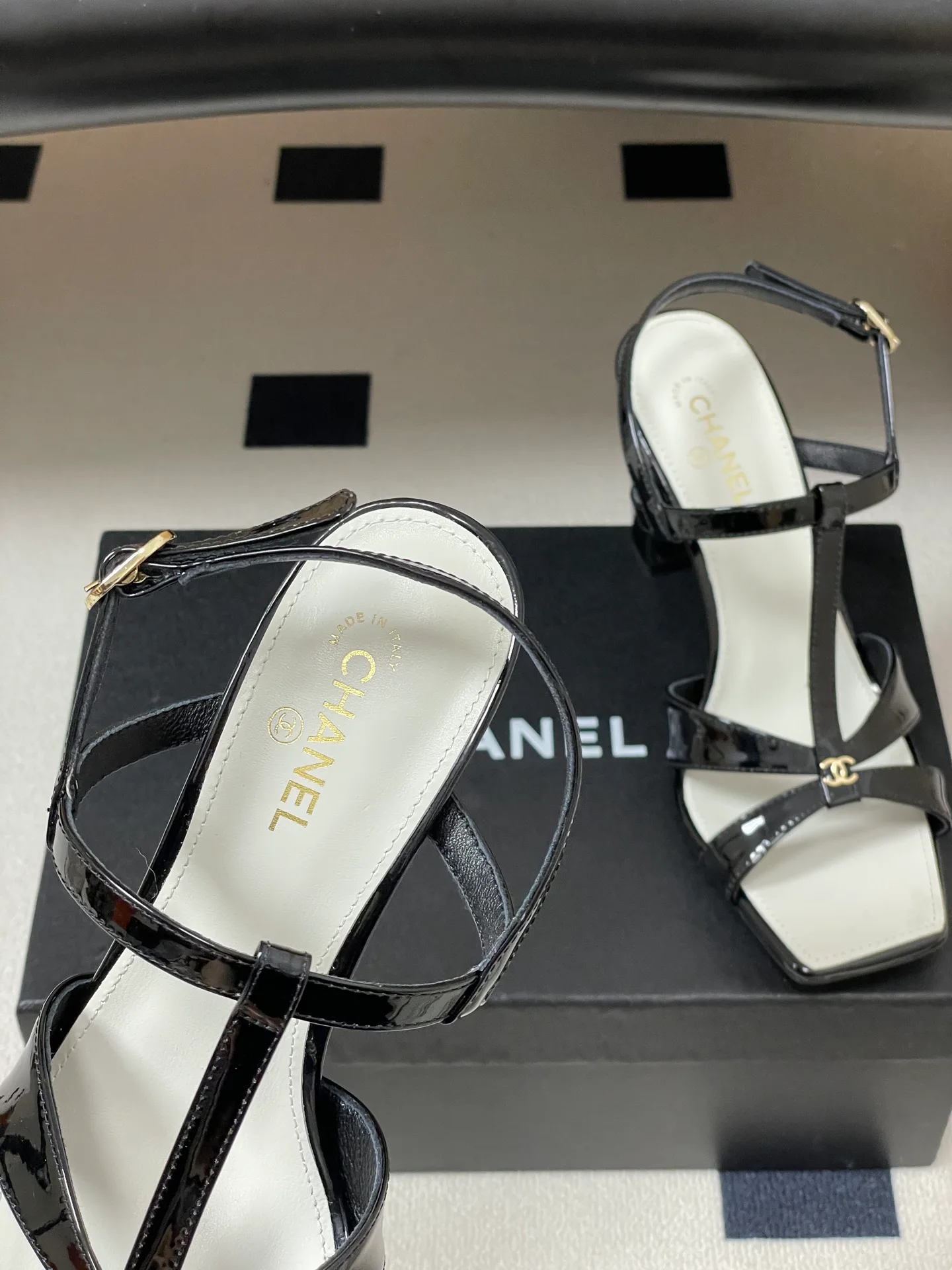Women's Open-Toe Sandals CHANEL 17302903
