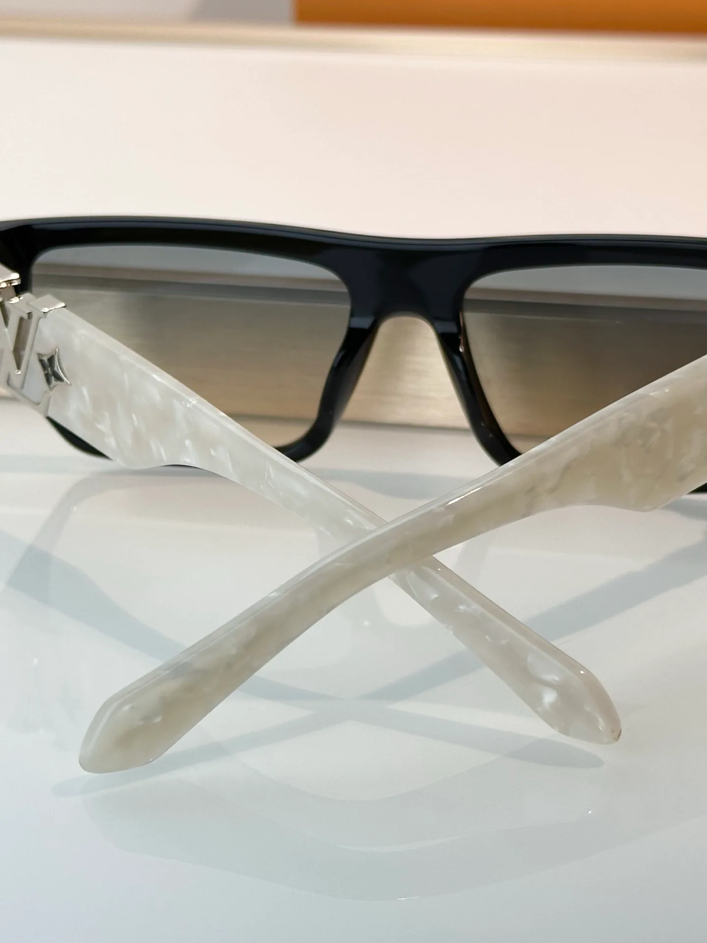 Glasses LOUIS VUITTON 17374946