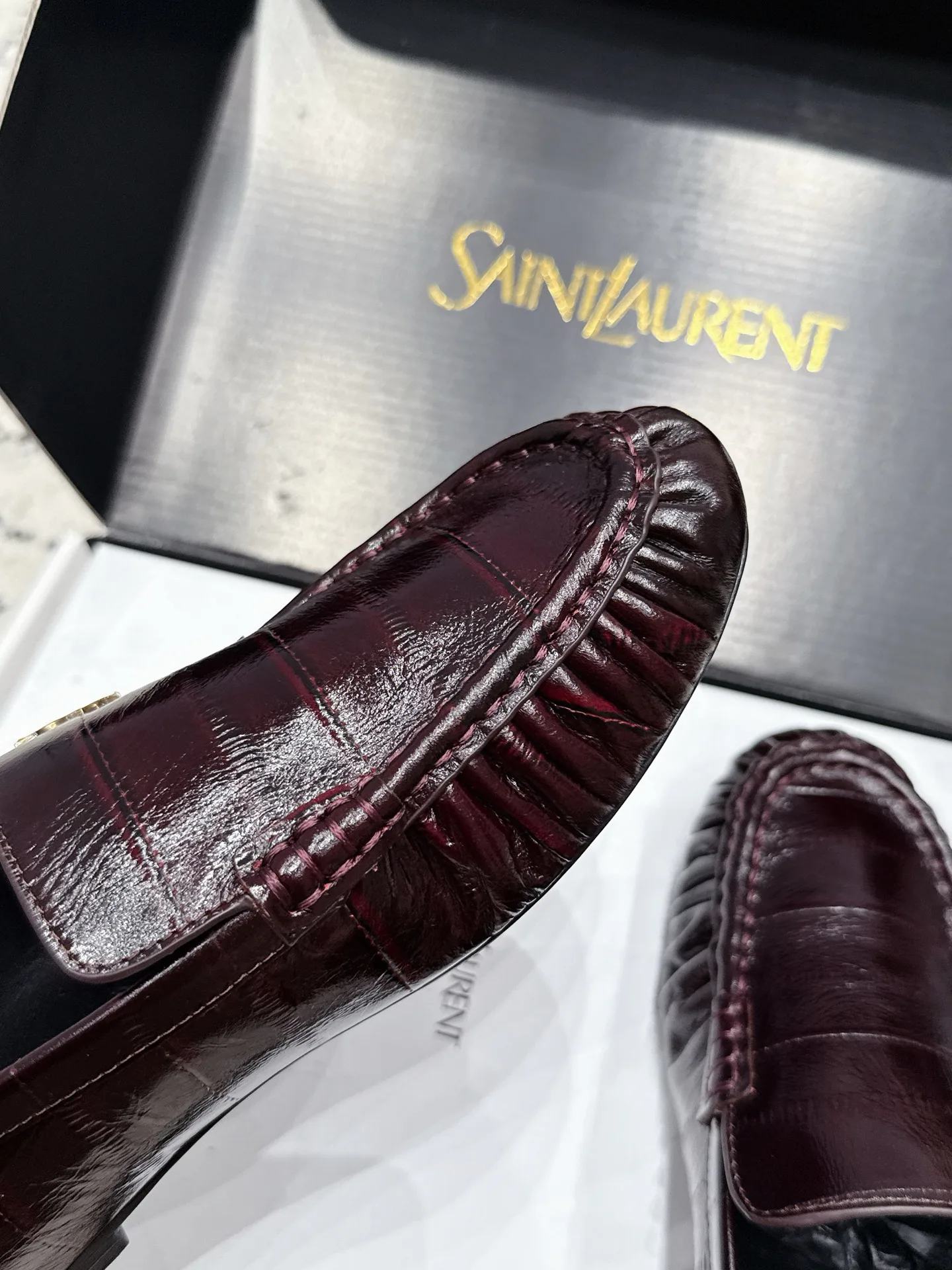 Women's Loafers And Moccasins SAINT LAURENT 17355728