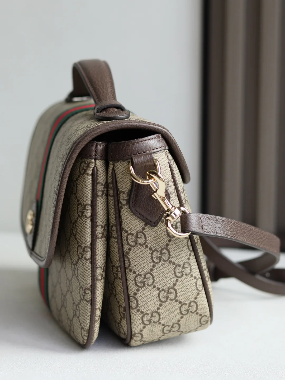 Классические Сумки Женские Gucci 18614517