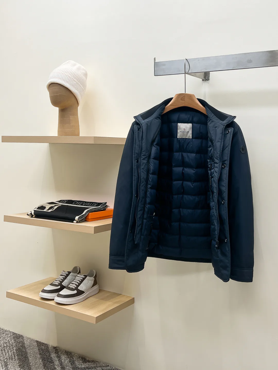 Men's Jackets And Down Jackets MONCLER 18499141