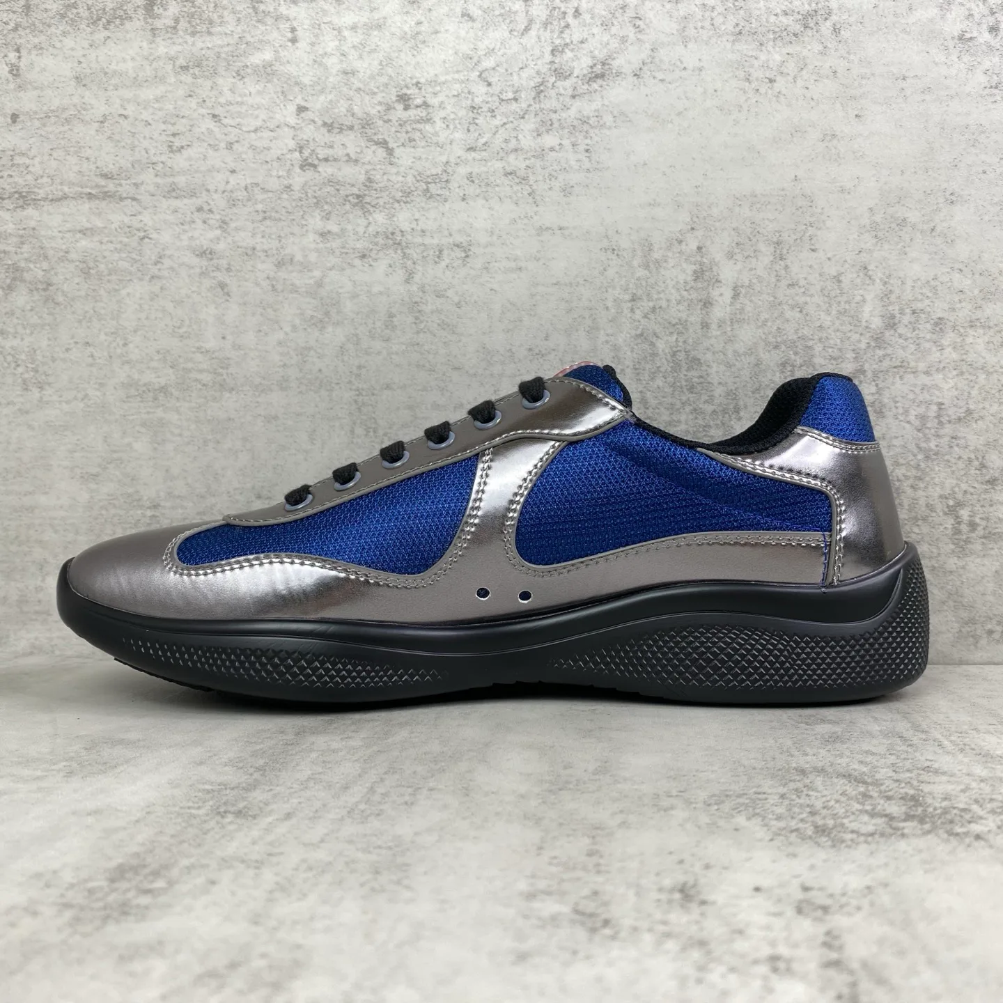 Men's Sneakers PRADA 17918705