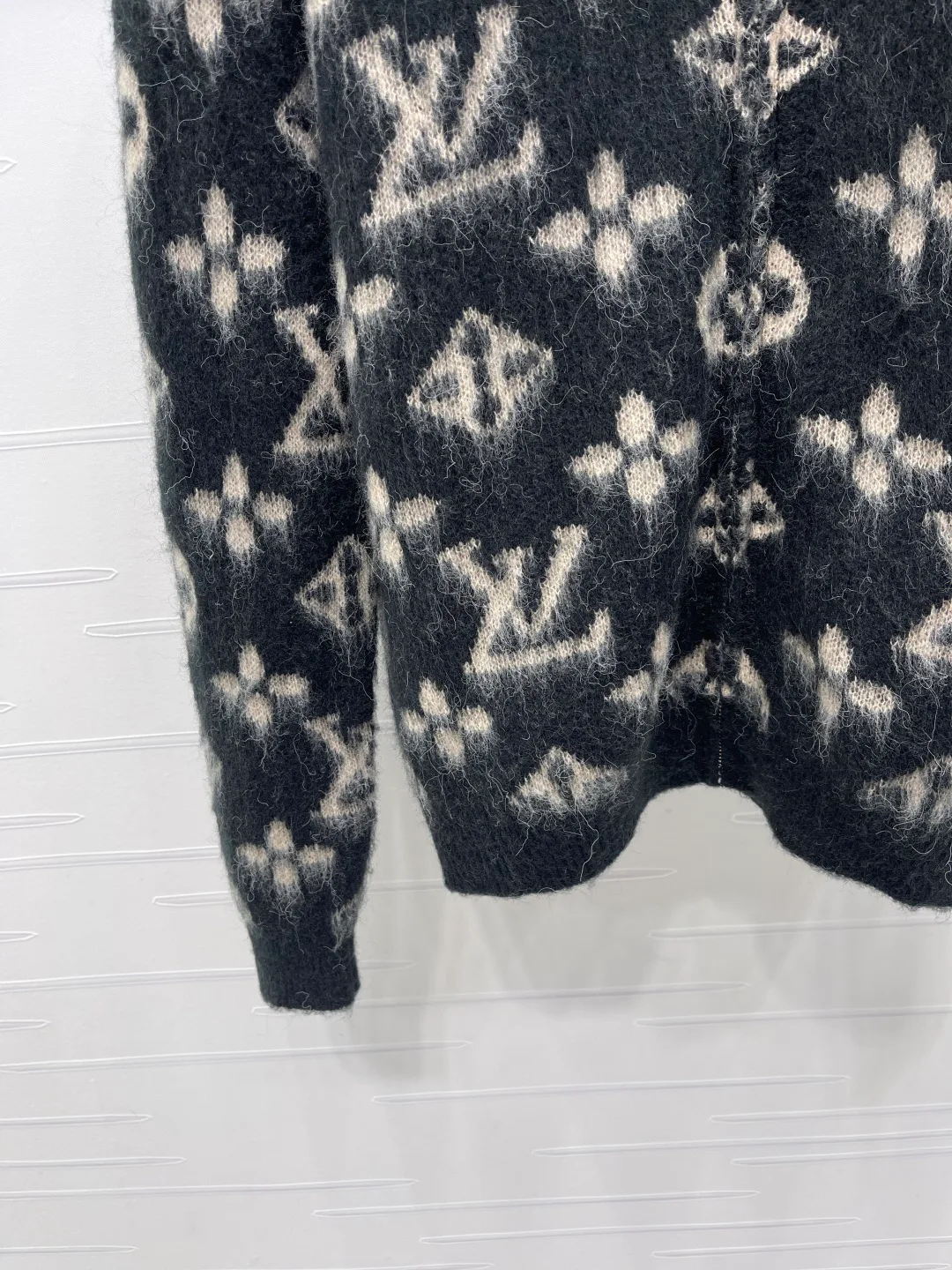 Women's Jumpers And Sweaters LOUIS VUITTON 18333047