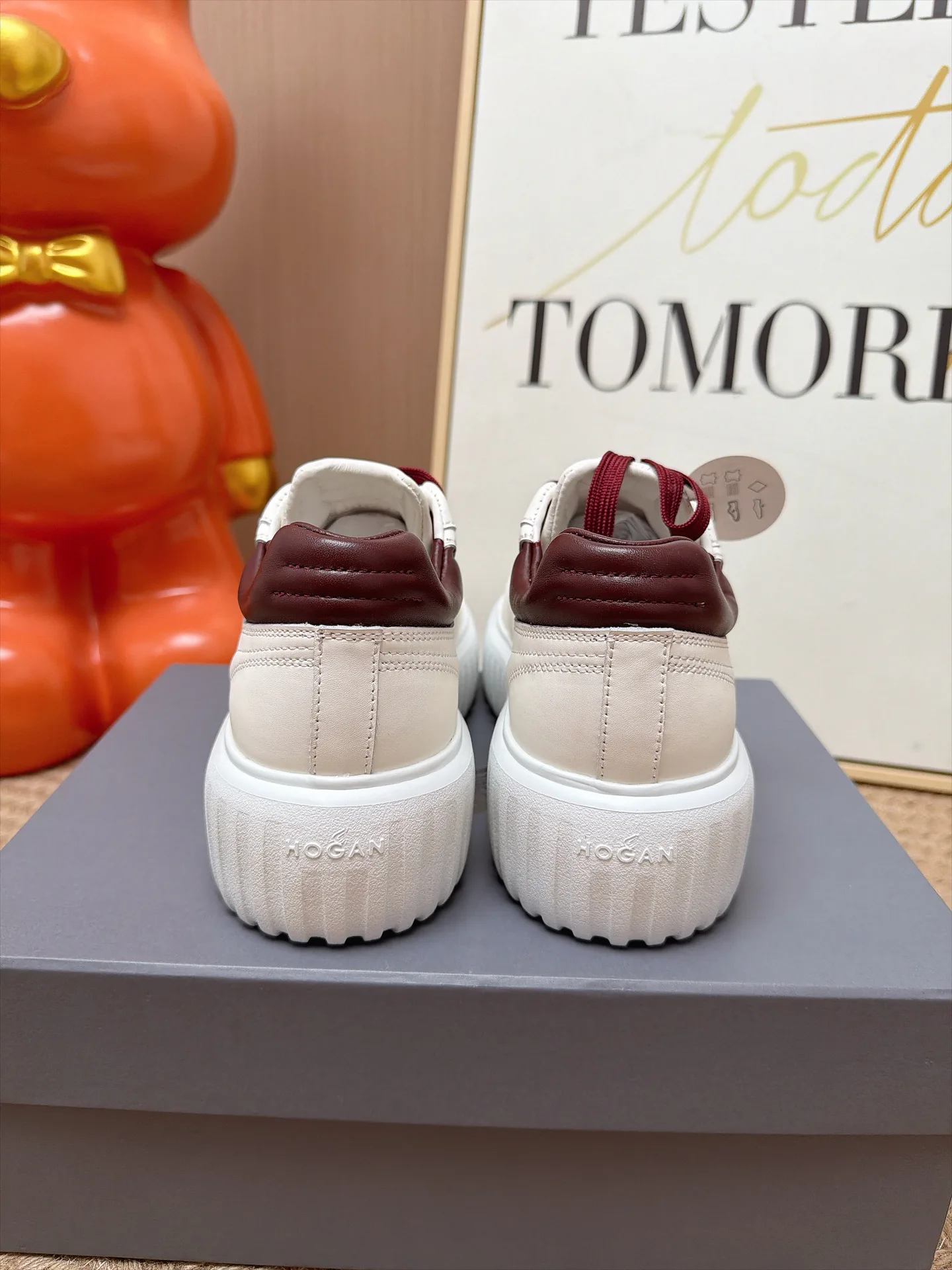 Women's Sneakers HOGAN 18239683