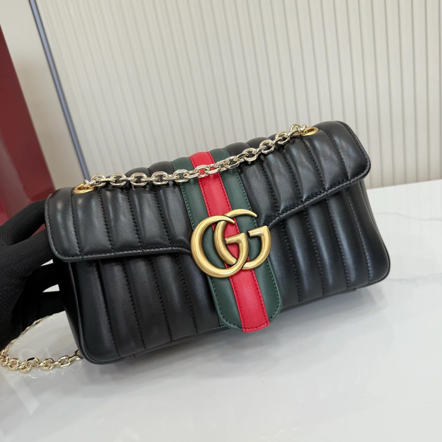 Women's Classic Handbags GUCCI 17947724