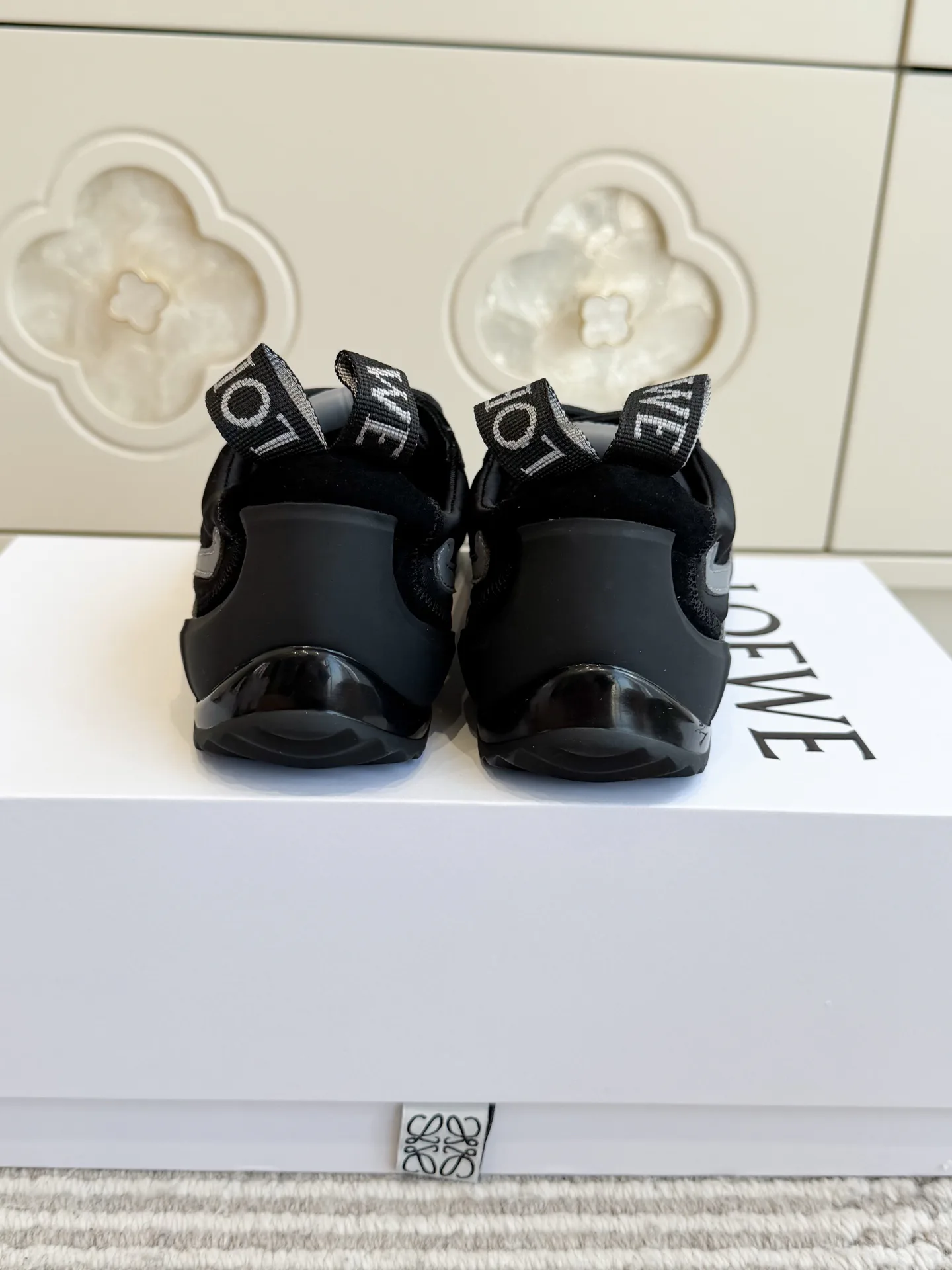 Women's Sneakers LOEWE 18275865