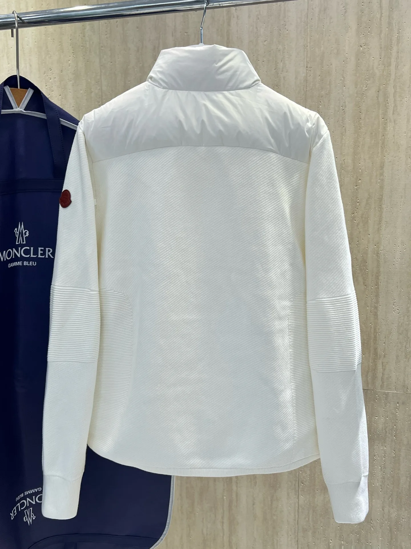 Men's Jackets And Down Jackets MONCLER 18434485