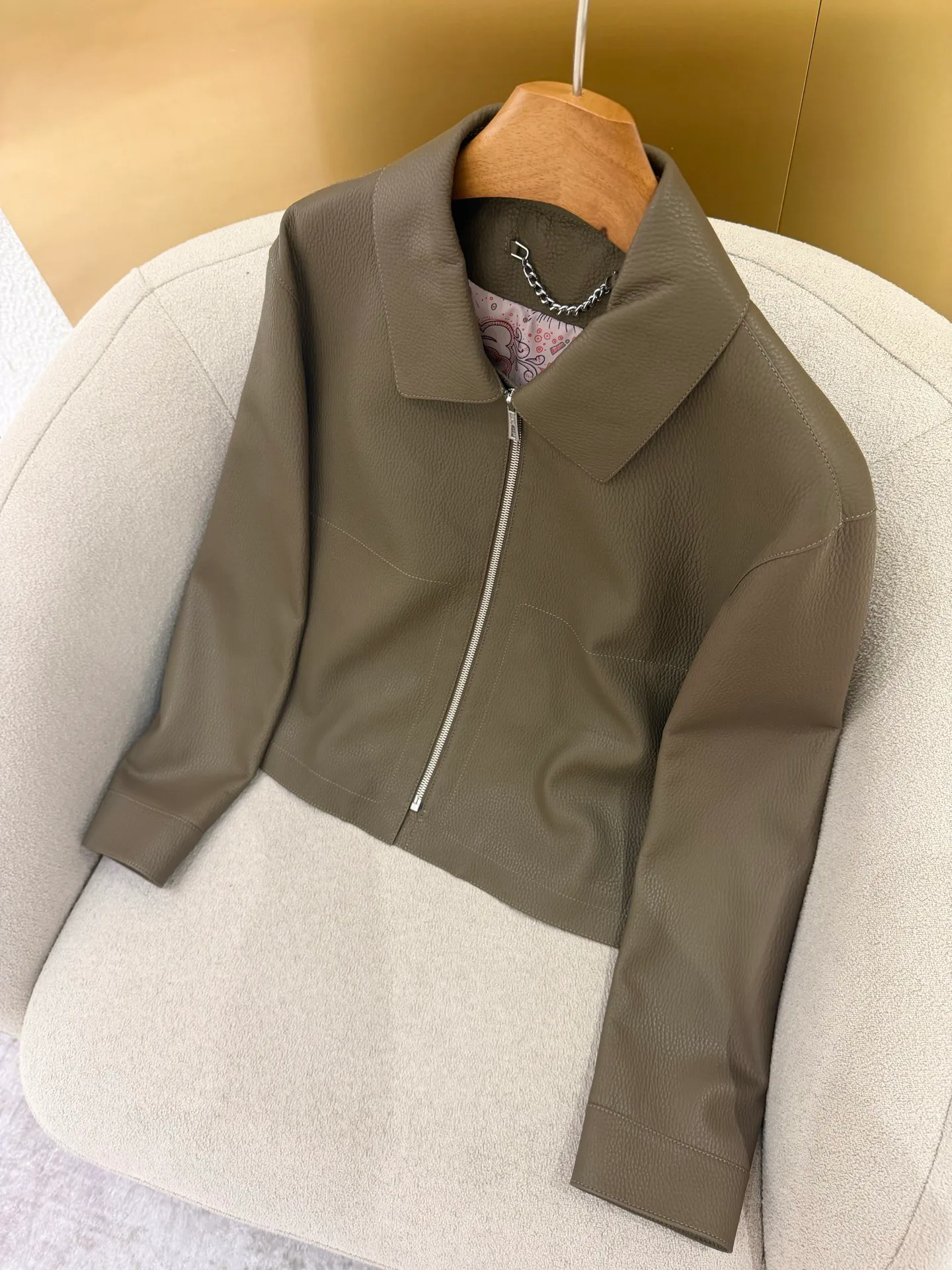 Women's Leather Jackets And Sheepskin Coats HERMES 17802395