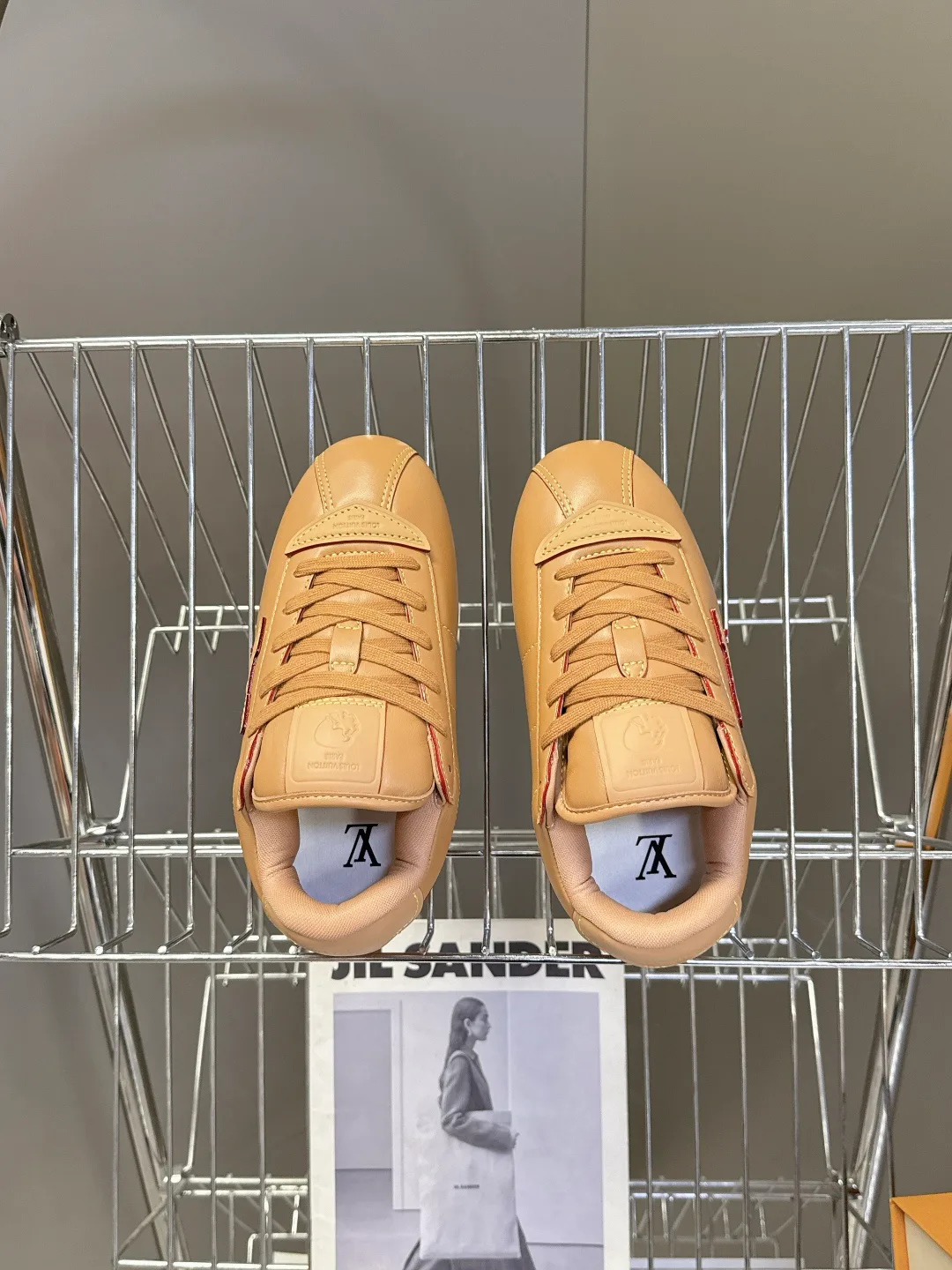 Women's Sneakers LOUIS VUITTON 18005435