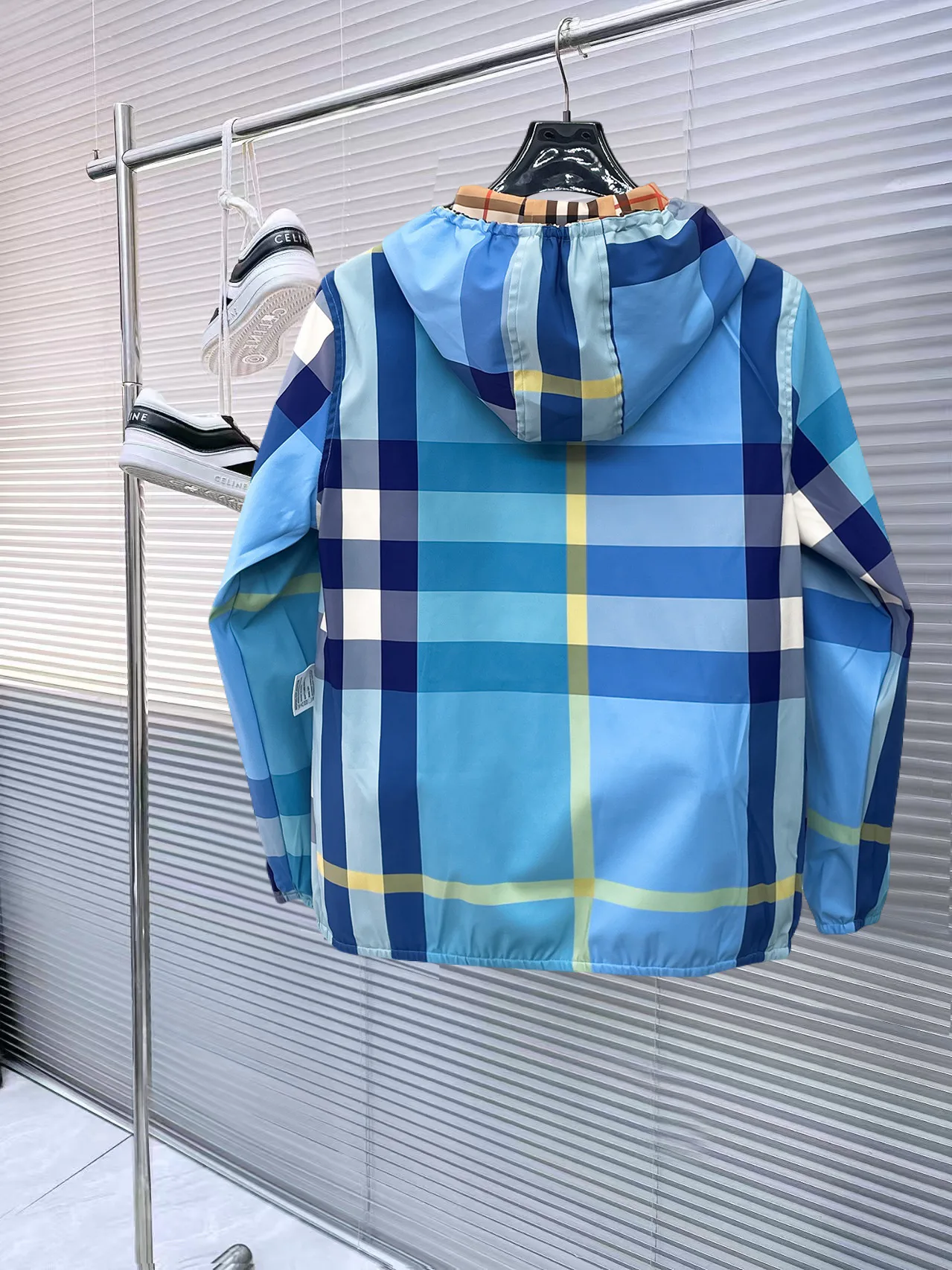 Men's Jackets And Down Jackets BURBERRY 17966732