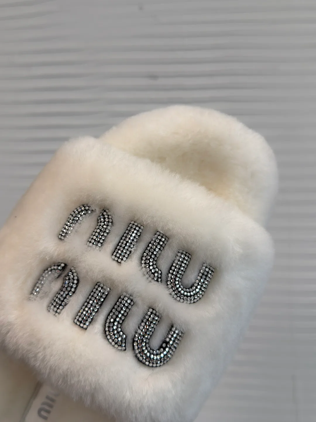 Women's Slippers MIU MIU 17931763