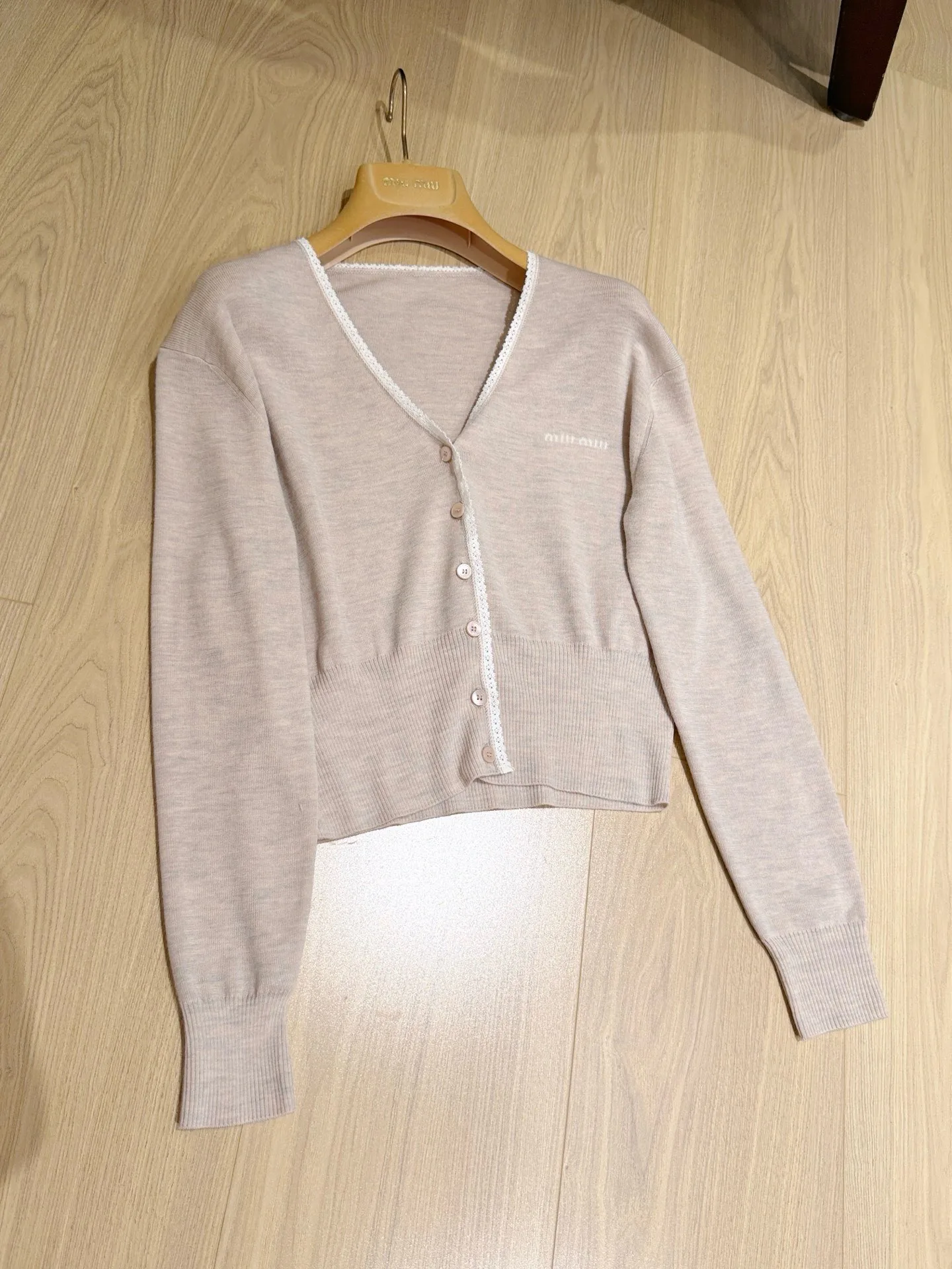 Women's Jumpers And Sweaters MIU MIU 17408201