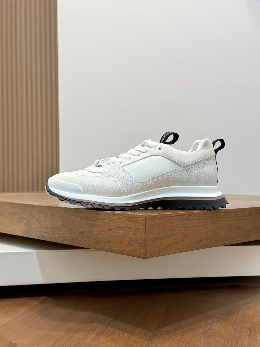 Men's Sneakers HERMES 18055243