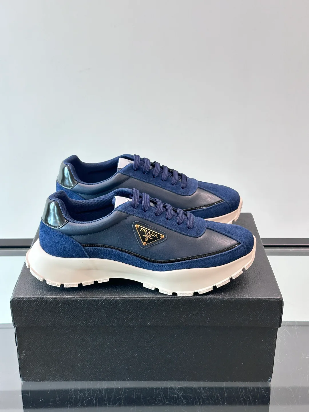 Men's Sneakers PRADA 18500609