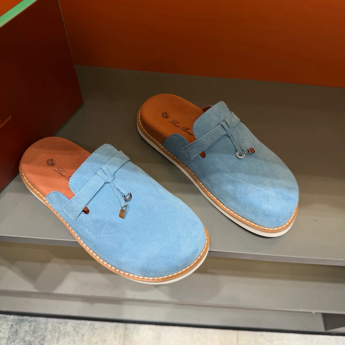 Women's Mules And Clogs LORO PIANA 18400751