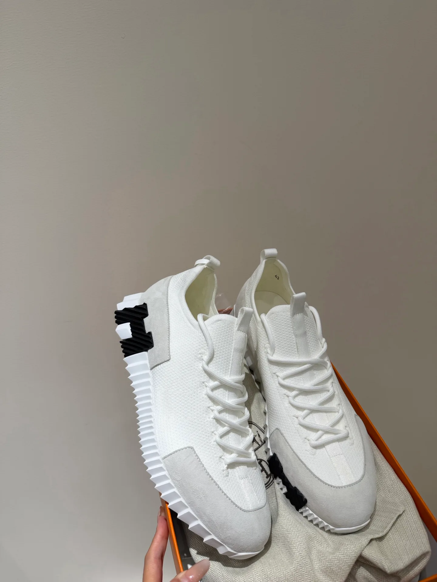 Men's Sneakers HERMES 17956576